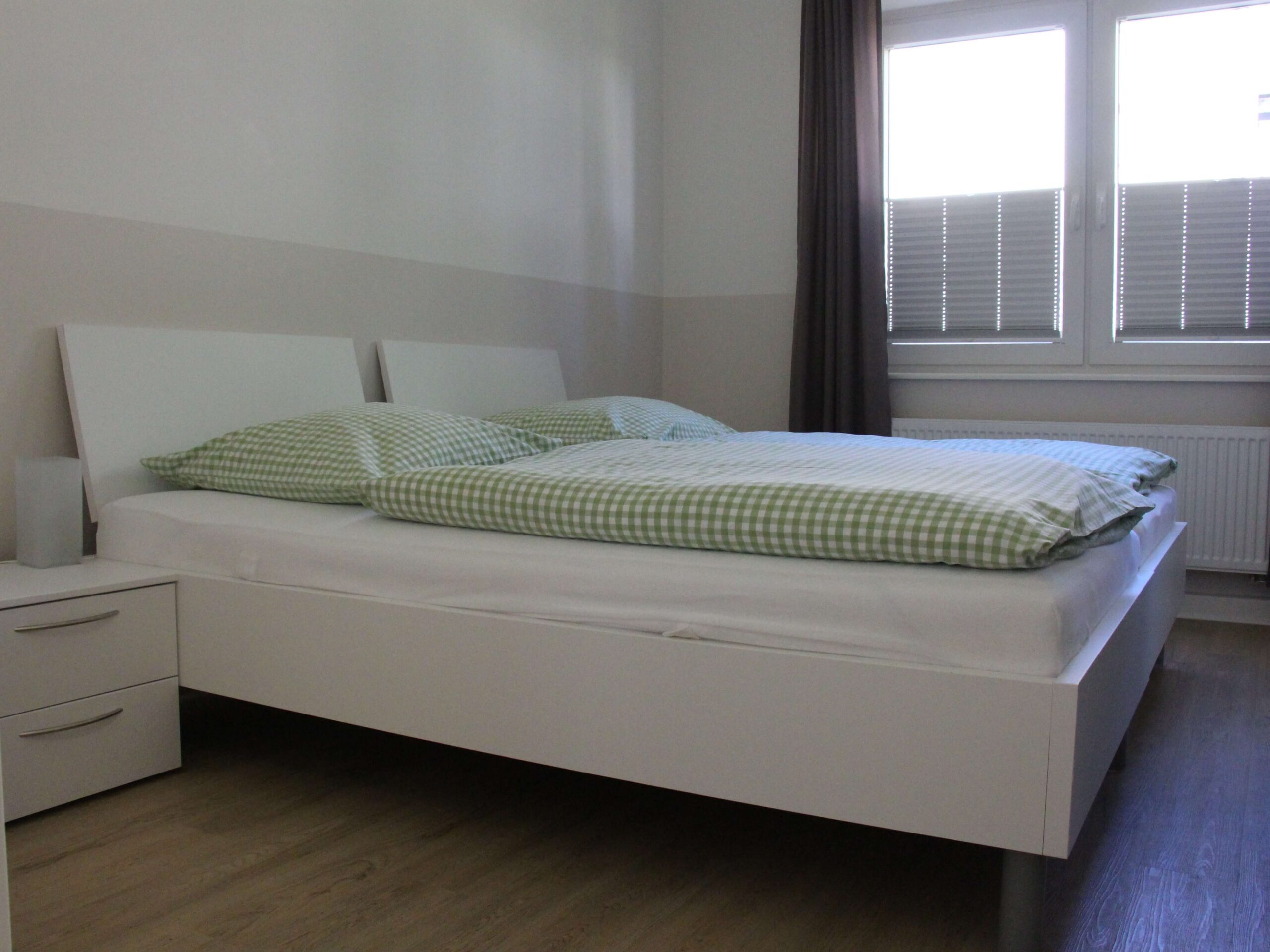 gaestewohnung-hallstrasse_schlafzimmer